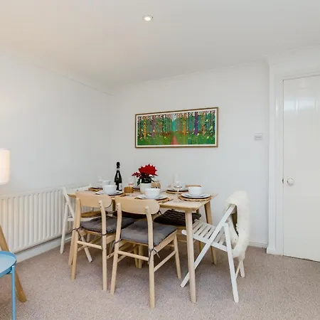 Modern Mews House With Free Parking Space, And Patio By Huluki Sussex Stays Brighton Exterior photo